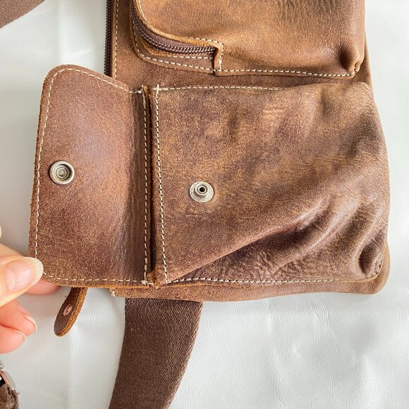 Roots Village Tribe Leather Camel Fanny Pack Unisex - Picture 6 of 9